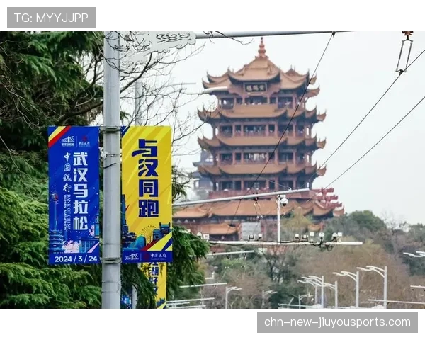 马拉松志愿者误把洗手水递给选手,选手一口下去差点喷出:味道不太对 马拉松志愿者误把洗手水递给选手,选手一口下去差点喷出:味道不太对